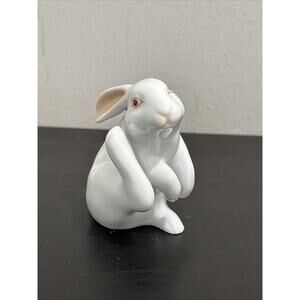Vintage Herend 3" Handpainted White Bunny Rabbit Figurine, Itching/1 Leg Up
